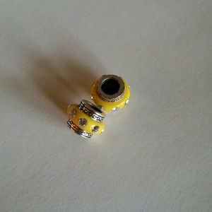 Brighton yellow beads (set of 2)